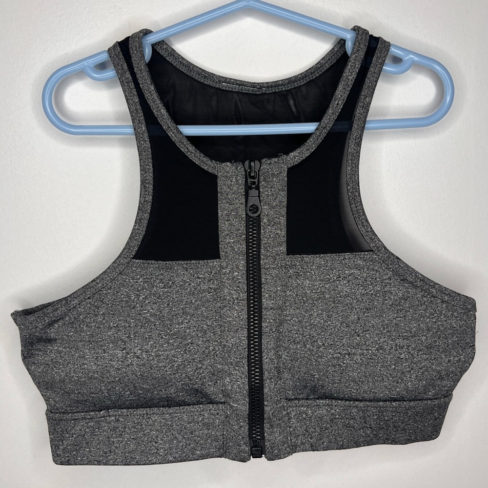 C&C California sports bra with front zipper.